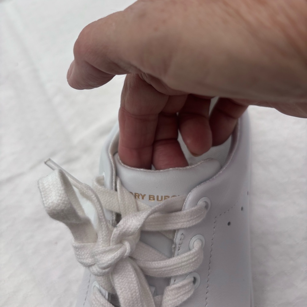 Tory Burch Howell Court Sneakers in Titanium White/Petunia Size 10M - Picture 4 of 7